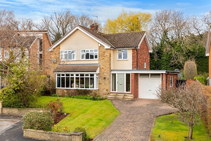 4 Bedroom Detached House For Sale In Fulwith Close, Harrogate, HG2
