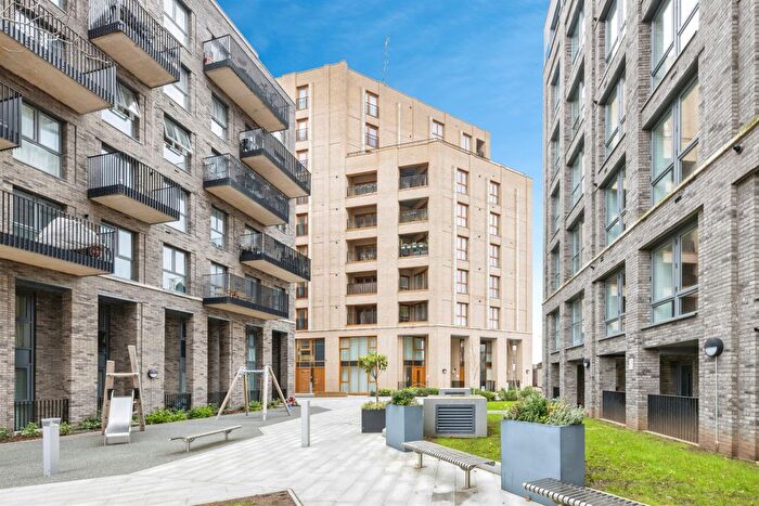 1 Bedroom Flat To Rent In Marri Street, Watford, WD24