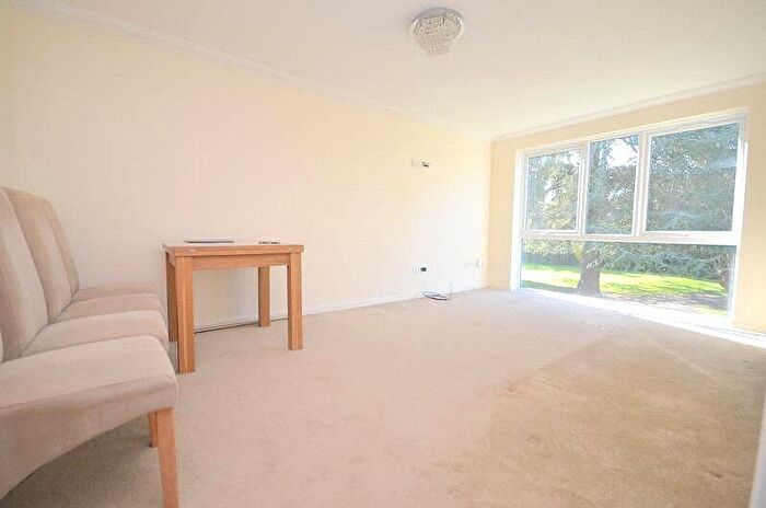 2 Bedroom Apartment To Rent In Chaplaincy Gardens, Hornchurch, Essex, RM11
