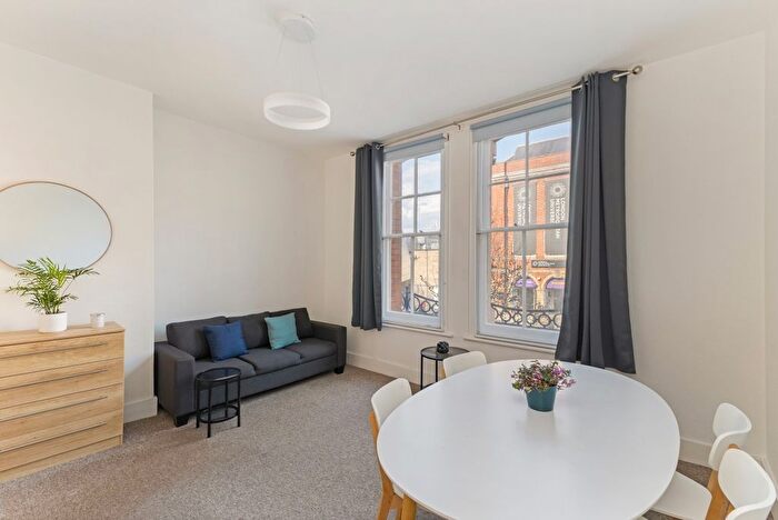 1 Bedroom Flat To Rent In Holloway Road, London, N7