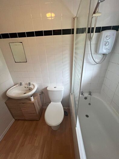 2 Bedroom Semi-Detached House To Rent In Middlebrook Drive, Bolton, BL6