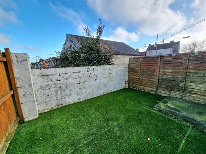 3 Bedroom End Of Terrace House For Sale In Everard Street, Barry, The Vale Of Glamorgan., CF63