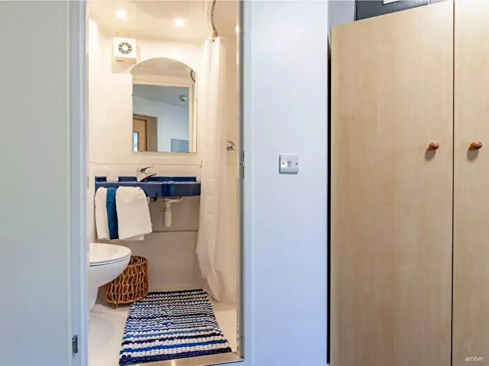 1 Bedroom Flat To Rent In Polhill Avenue, Bedford, MK41