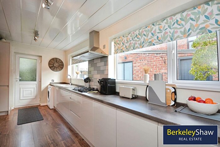 3 Bedroom Semi Detached House For Sale In Waddicar Lane, Melling, Liverpool, L31