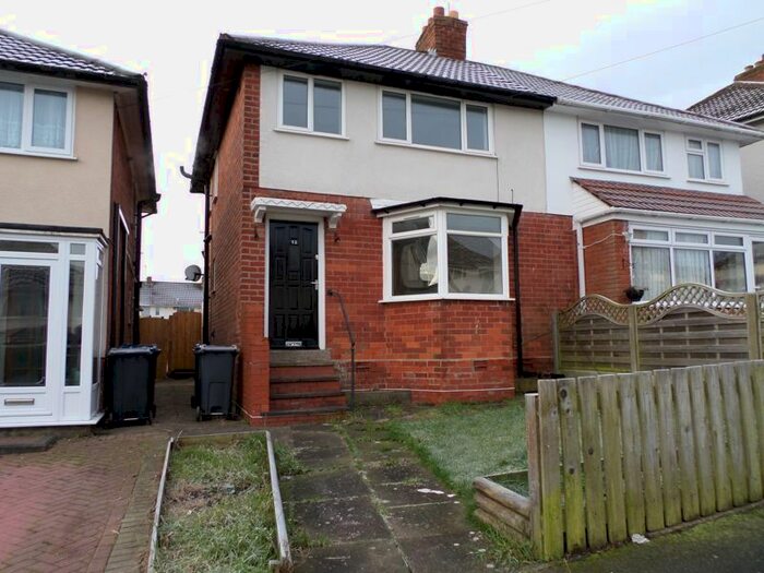 3 Bedroom Semi-Detached House To Rent In Sant Road, Northfield, Birmingham B31