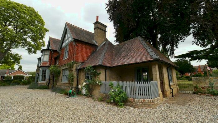 2 Bedroom Property To Rent In The Annexe, Westwood House, Westwood Road, St Ives, PE27