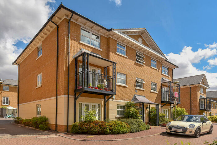 2 Bedroom Apartment To Rent In Reliance Way, East Oxford, OX4
