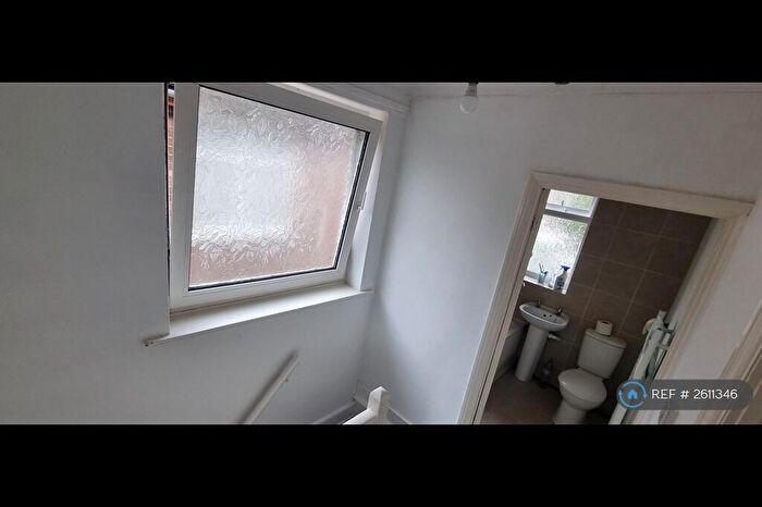 2 Bedroom End Of Terrace House To Rent In Bedford, Bedford, MK42