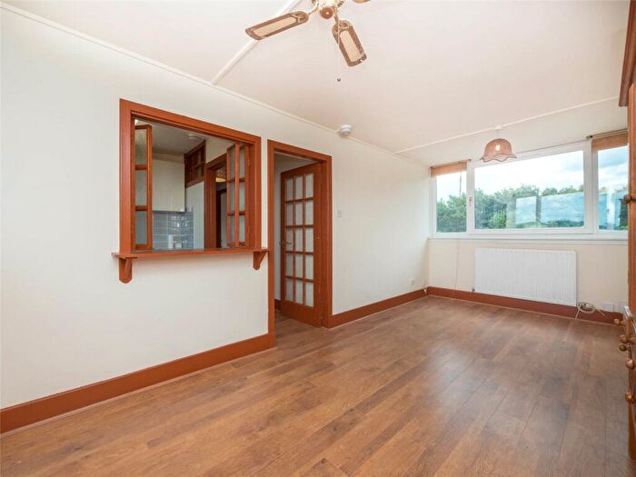 1 Bedroom Flat To Rent In Redbraes Grove, Edinburgh, EH7