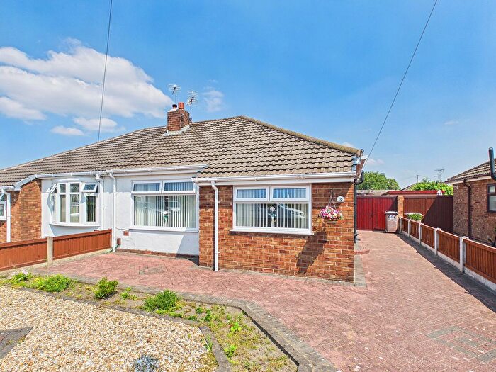 2 Bedroom Bungalow For Sale In Woburn Close, Haydock, WA11