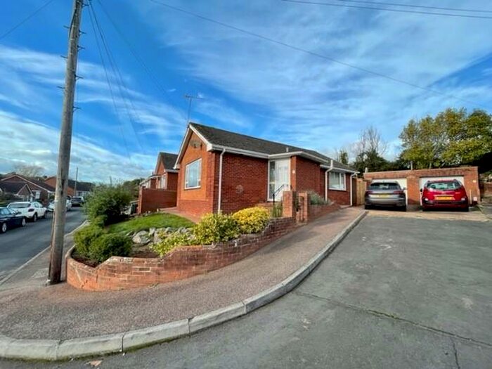 2 Bedroom Bungalow To Rent In Lonsdale Road, Exeter, EX1