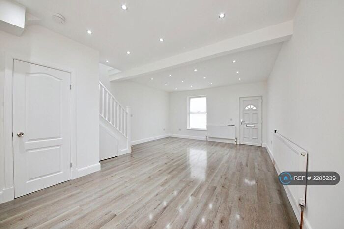 4 Bedroom Terraced House To Rent In Nightingale Road, London, N22