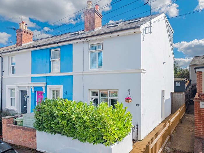 2 Bedroom End Of Terrace House For Sale In Stanhope Road, Tunbridge Wells, TN1
