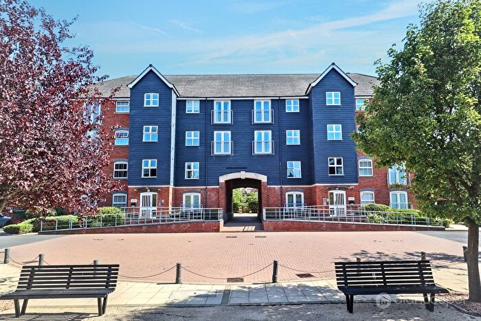 1 Bedroom Flat For Sale In Waterside Court, Long Meadow Drive, Hinckley, LE10