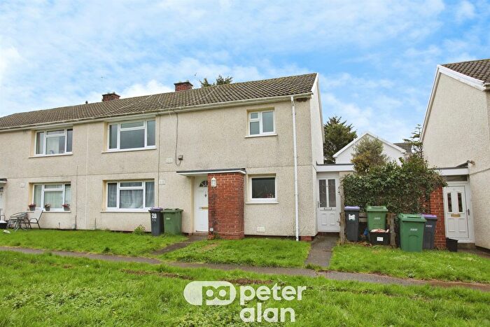 2 Bedroom Flat For Sale In Coleridge Green, St. Dials, Cwmbran, NP44