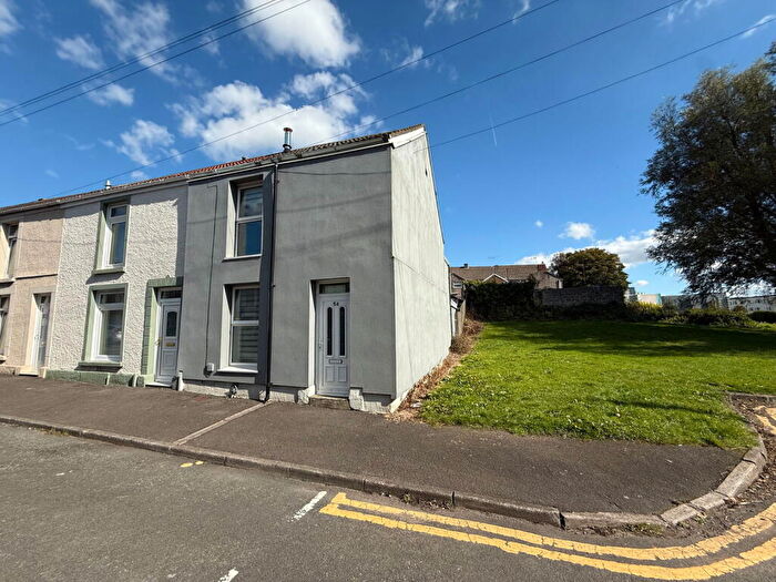 4 Bedroom End Of Terrace House For Sale In Balaclava Street, St. Thomas, Swansea, SA1