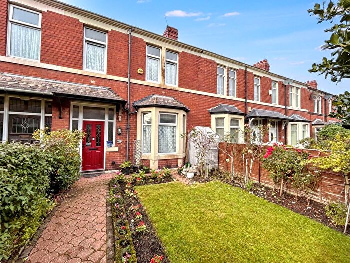 3 Bedroom Terraced House For Sale In Brighton Gardens, Gateshead, NE8