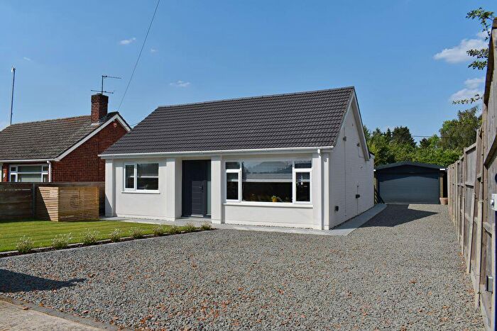 2 Bedroom Detached Bungalow For Sale In Welbourn Road, Brant Broughton, LN5