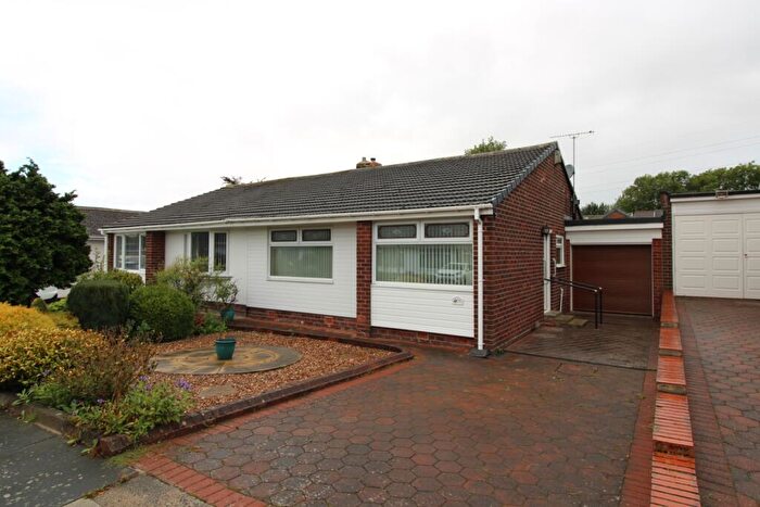 2 Bedroom Semi-Detached Bungalow For Sale In Chadderton Drive, Chapel House, Newcastle Upon Tyne, NE5
