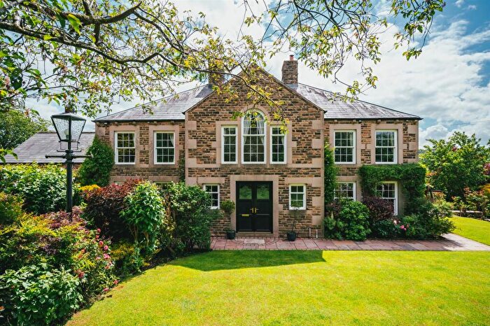 5 Bedroom Detached House For Sale In Westbrook Close, Brookside, Chesterfield, S40