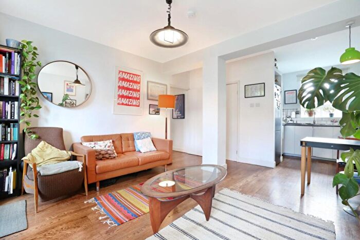 2 Bedroom Apartment For Sale In Elmington Estate, London, SE5