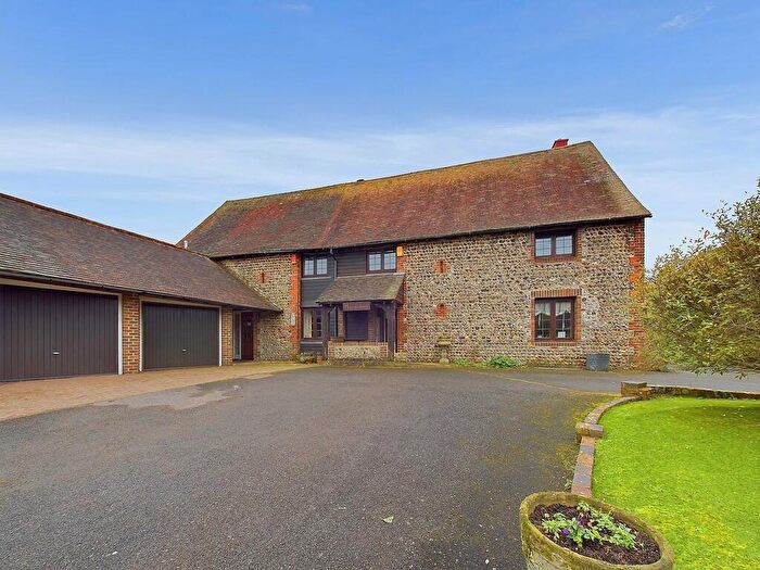 4 Bedroom Semi-Detached House To Rent In The Street, Shoreham-by-Sea, BN43