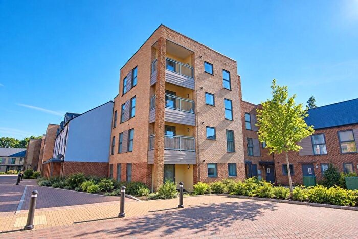 2 Bedroom Flat For Sale In Laxton Close, Sholing, SO19