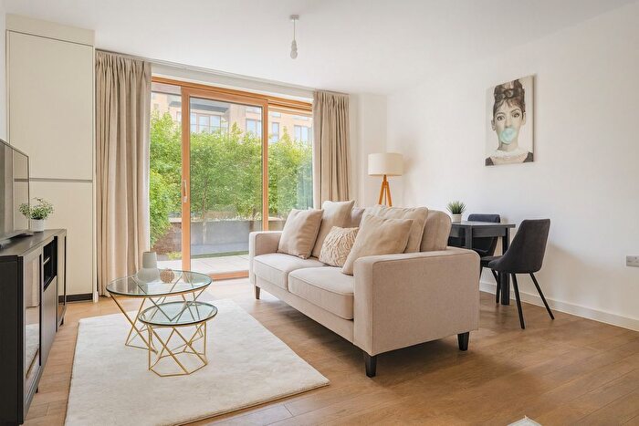 1 Bedroom Flat To Rent In Inglis Way, London, NW7