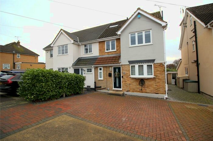 4 Bedroom Semi-Detached House To Rent In Upland Road, CM12