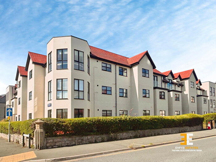 2 Bedroom Flat For Sale In Trinity Apartments, Trinity Avenue, Llandudno, LL30