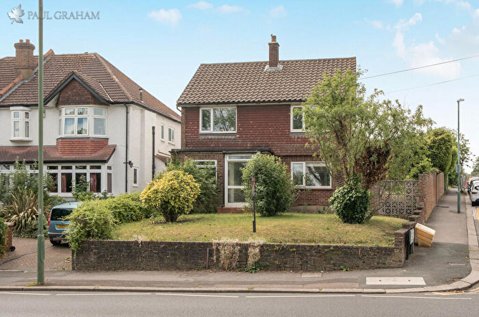 4 Bedroom Detached House For Sale In Stanley Park Road, Carshalton, SM5