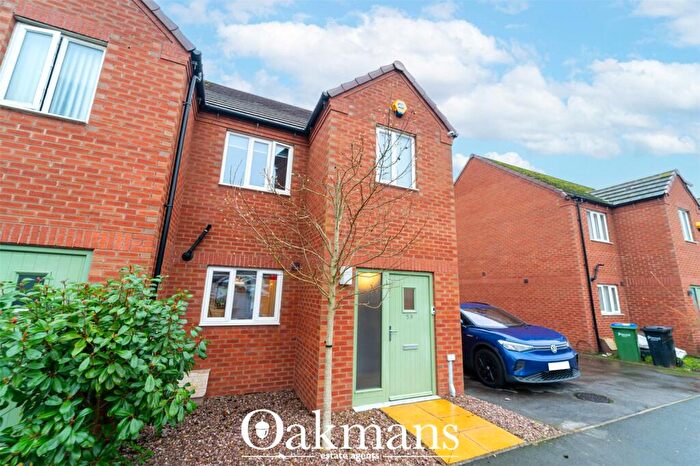 3 Bedroom Semi Detached House For Sale In John Brooks Avenue, Smethwick, West Midlands, B66