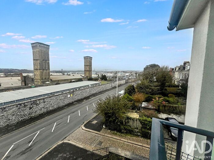 1 Bedroom Flat For Sale In Keyham Road, Plymouth, PL2