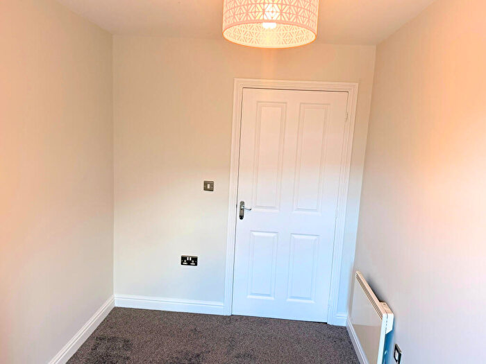 2 Bedroom Flat To Rent In Carlton Boulevard, Lincoln, LN2