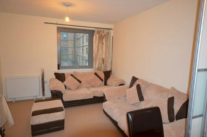 1 Bedroom Flat To Rent In Ebbett Court, North Victoria Road, North Acton, W3