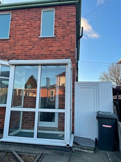 3 Bedroom Semi-Detached House To Rent In Berridge Lane, Leicester, LE4