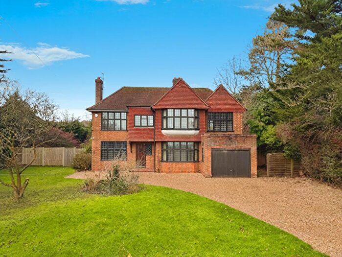 4 Bedroom Detached House For Sale In Ashford Road, St. Michaels, Tenterden, TN30