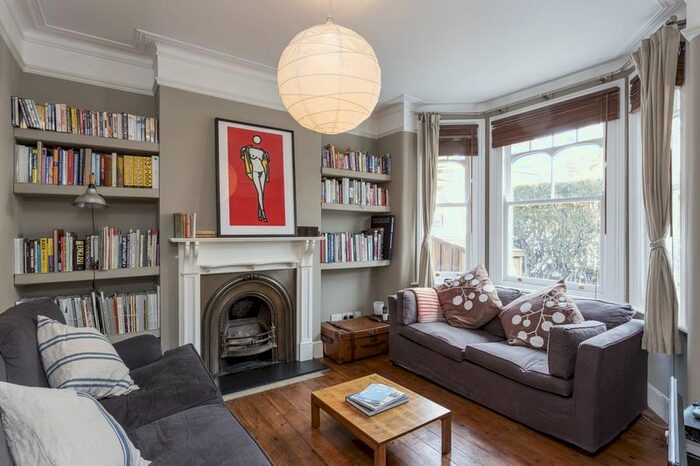 2 Bedroom Flat To Rent In Valetta Road, London, W3