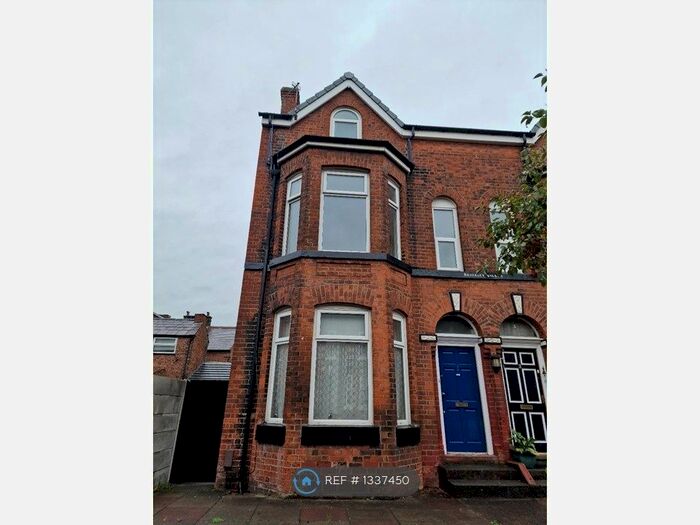 2 Bedroom Flat To Rent In Chorlton-Cum-Hardy, Manchester, M21