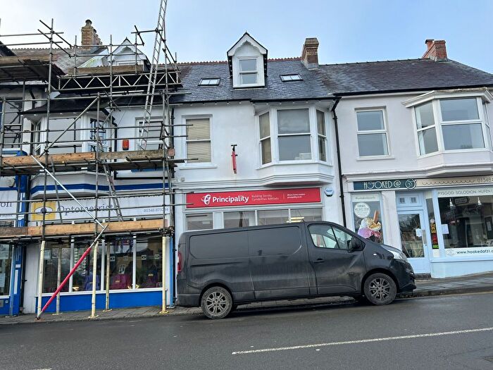 1 Bedroom Flat To Rent In West Street, Fishguard, Pembrokeshire, SA65