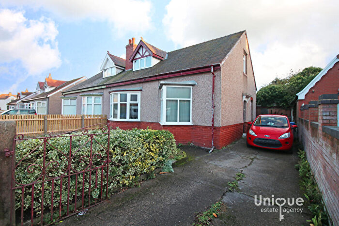 4 Bedroom Bungalow For Sale In Warren Avenue North, Fleetwood, FY7