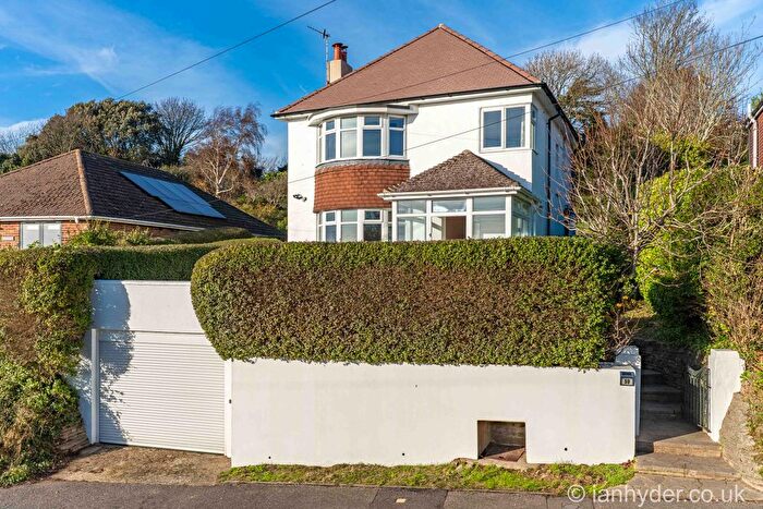 3 Bedroom Detached House For Sale In Crescent Drive North, Woodingdean, Brighton, BN2