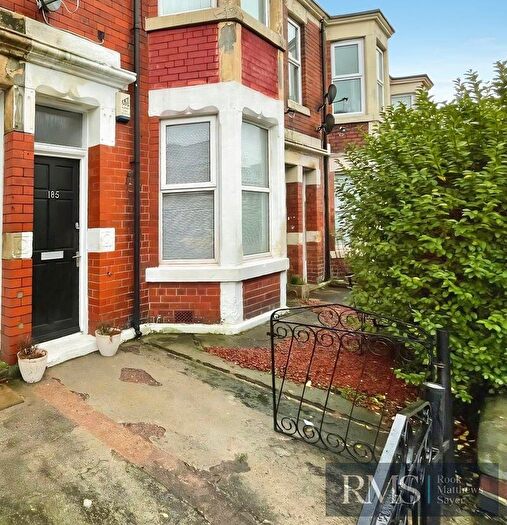2 Bedroom Flat For Sale In Warton Terrace, Heaton, NE6