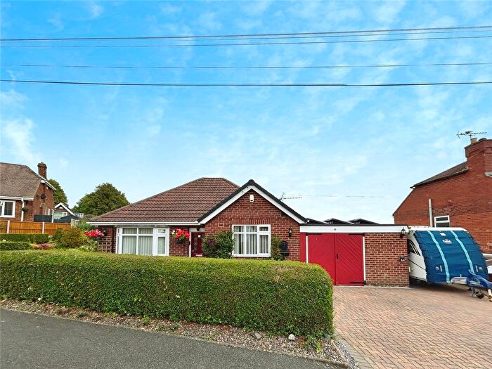 3 Bedroom Bungalow For Sale In Westfield Road, Swadlincote, Derbyshire, DE11