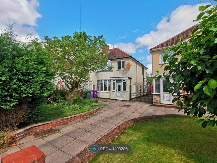 3 Bedroom Semi-Detached House To Rent In Marsh Lane, Wolverhampton, WV10