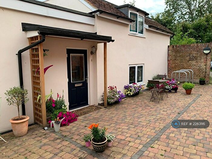 1 Bedroom Semi-Detached House To Rent In Horsefair House, Romsey, SO51