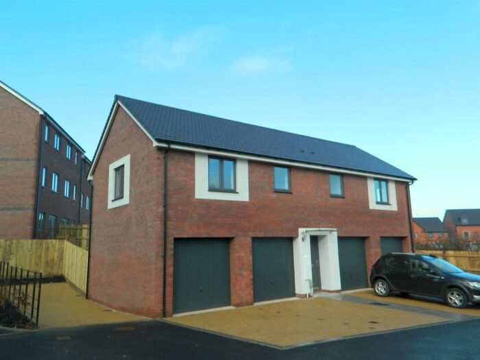 2 Bedroom Apartment To Rent In Tithebarn, EX1