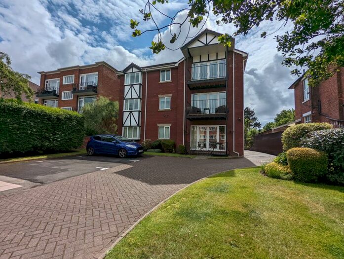 2 Bedroom Apartment To Rent In Spencer Court, Alexandra Road, Southport, Merseyside, PR9