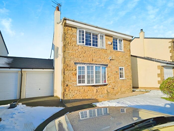3 Bedroom Detached House For Sale In Pendle Fields, Fence, Burnley, Lancashire, BB12