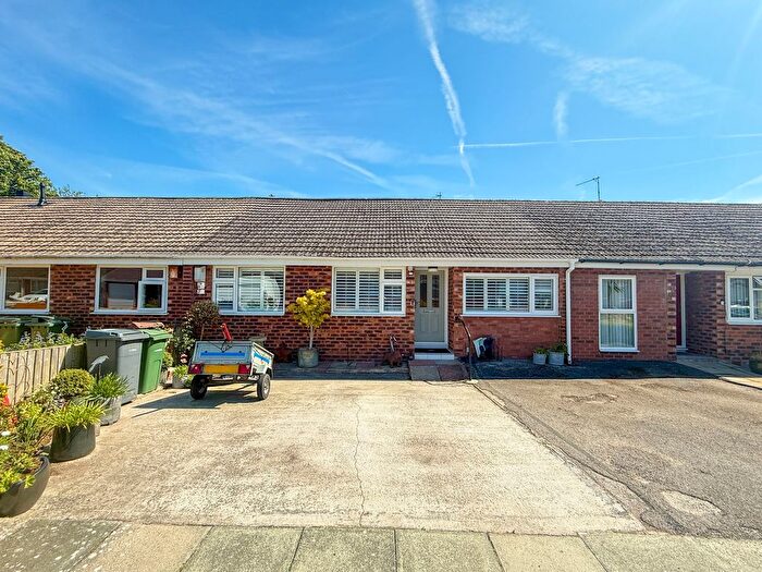 2 Bedroom Terraced Bungalow For Sale In Howbeck Close, Prenton, CH43